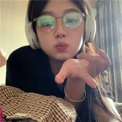 镇巴女子